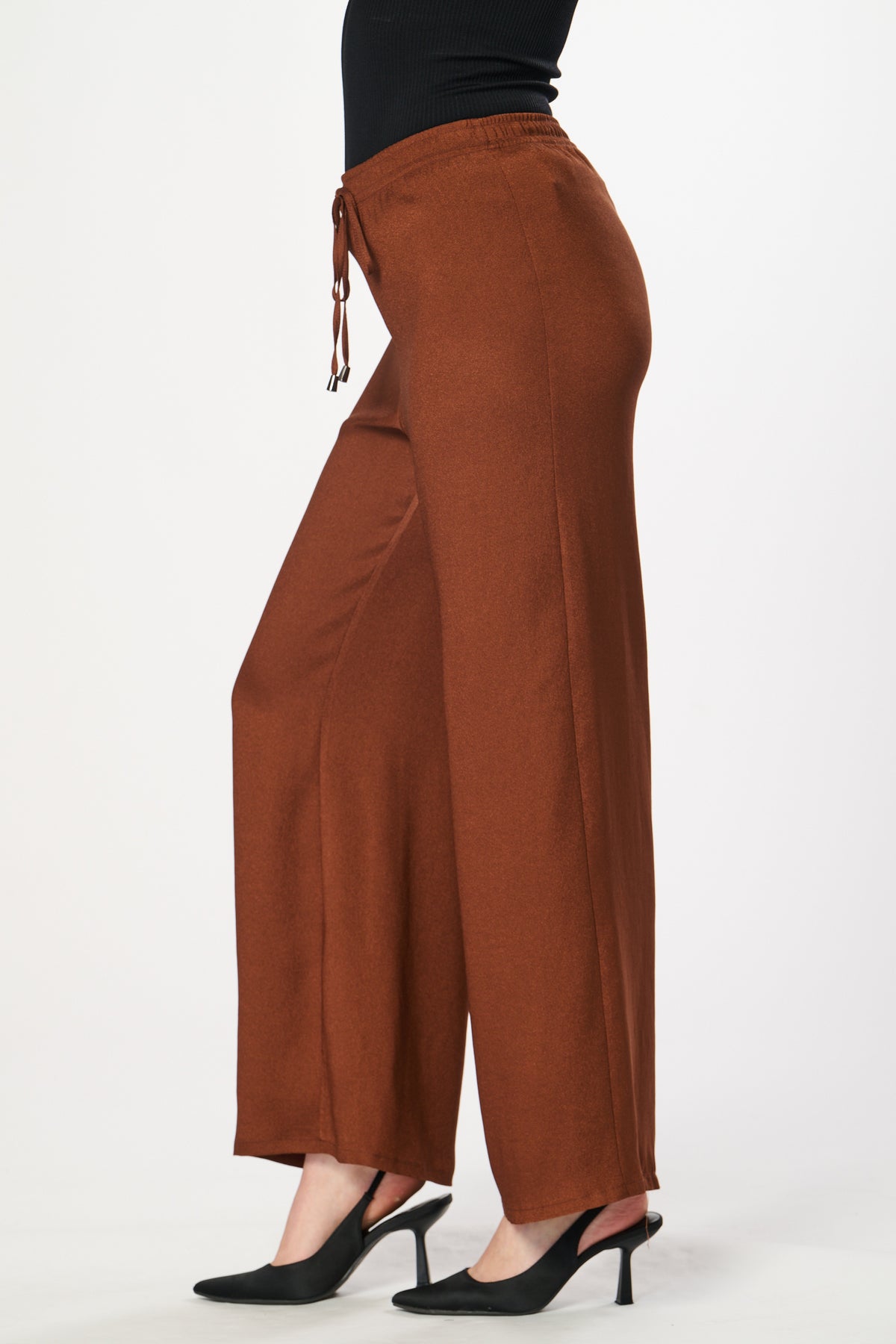 Saloos Flattering Wide Leg Plain Trousers