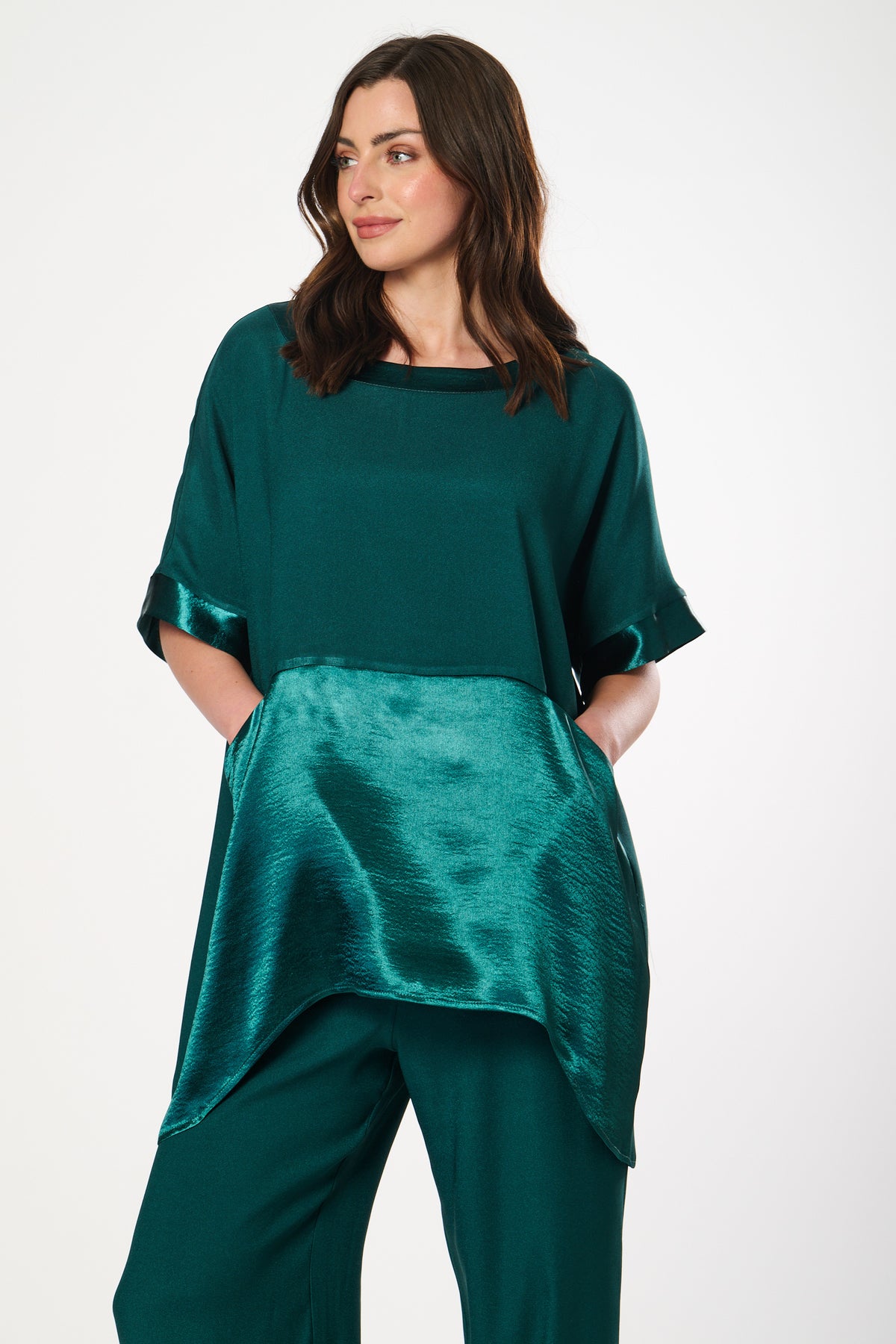 Saloos Contrasting Satin Style Long Top with Pockets