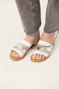 Saloos Contrasting Strap Sliders