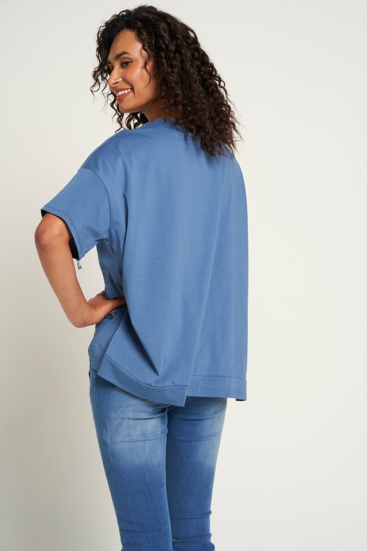 Saloos Asymmetrical Hem Cotton Top with Zip Pockets