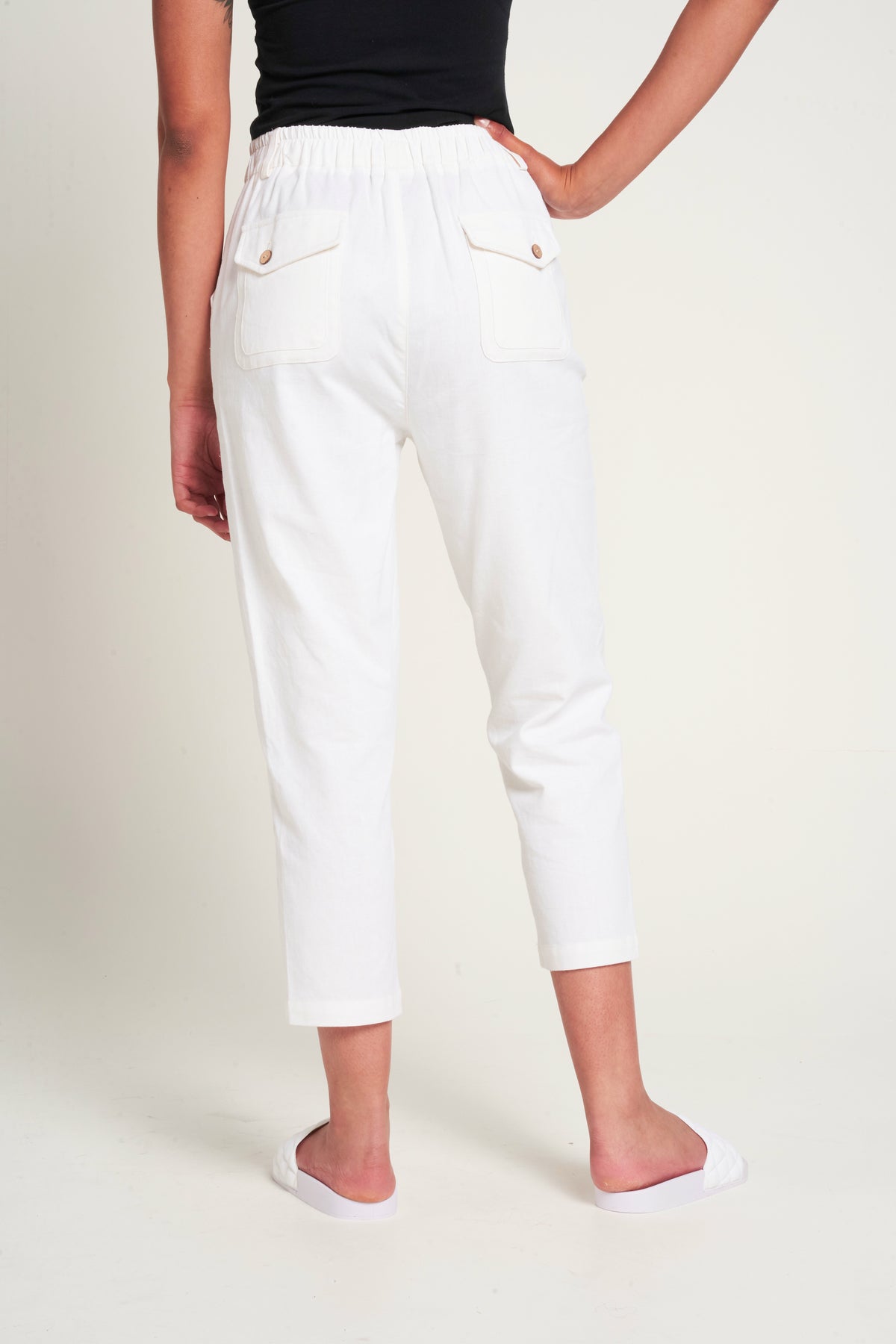 Saloos Crop Trousers with Side & Back Pockets