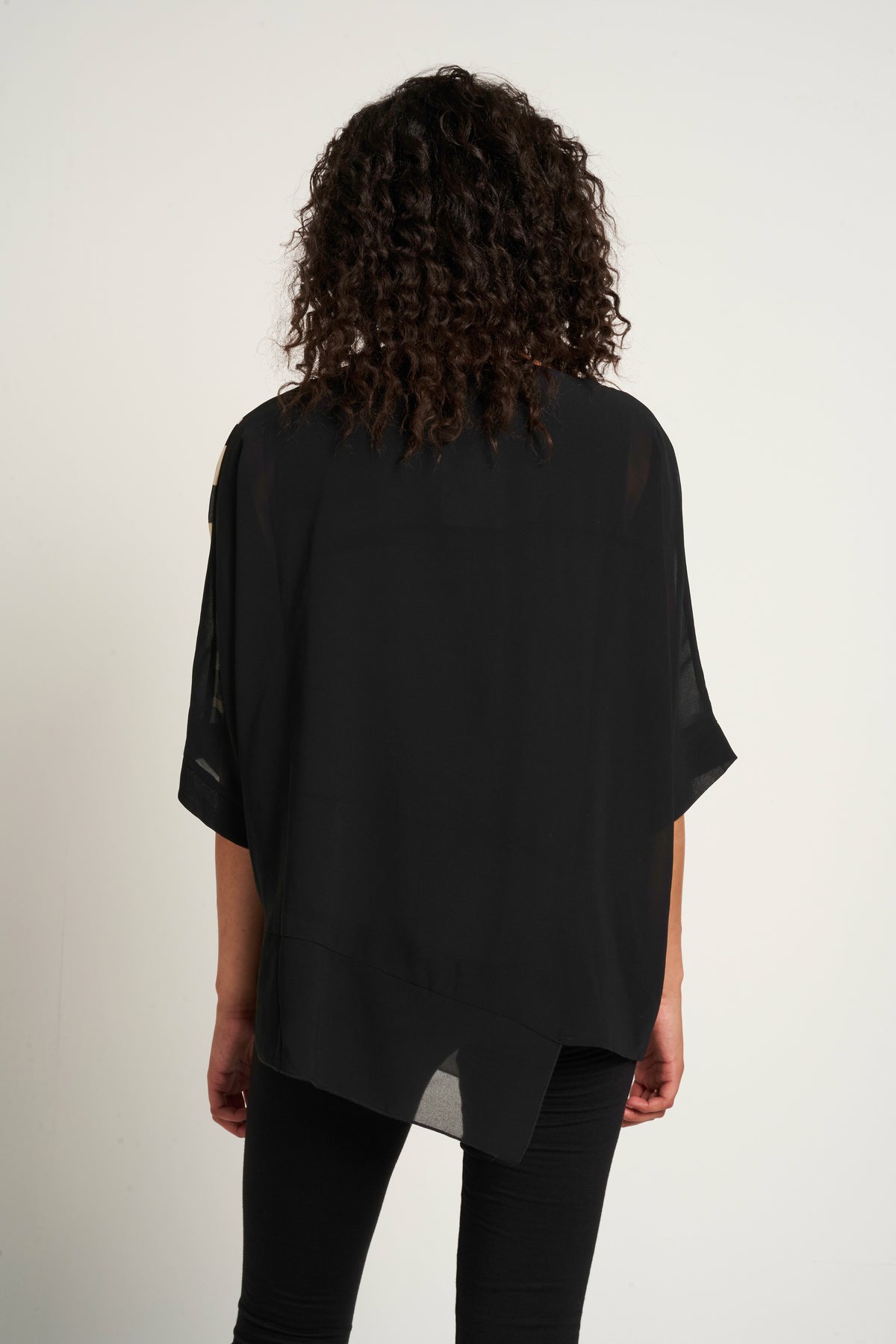 Saloos Print/Plain Double Layer Top with Necklace